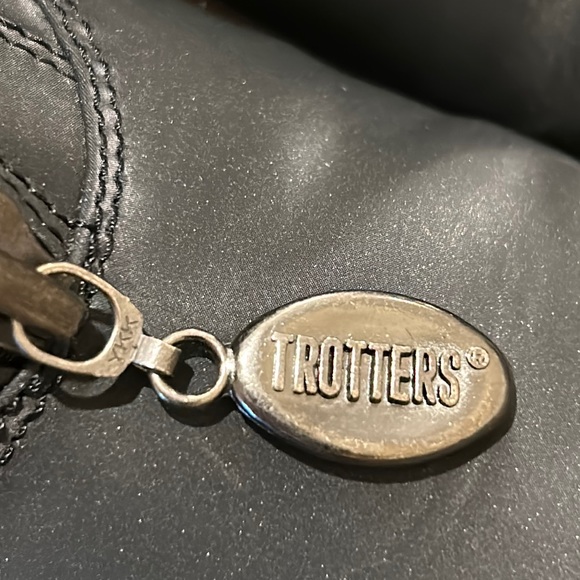 Trotters Black Brady Boots. Size 9.5 - Picture 12 of 16